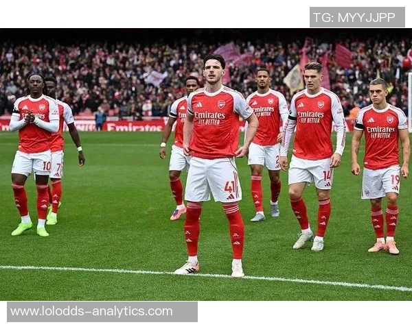 德甲精彩对决那不勒斯大胜阿森纳补时绝杀引发全场狂欢与转会热议